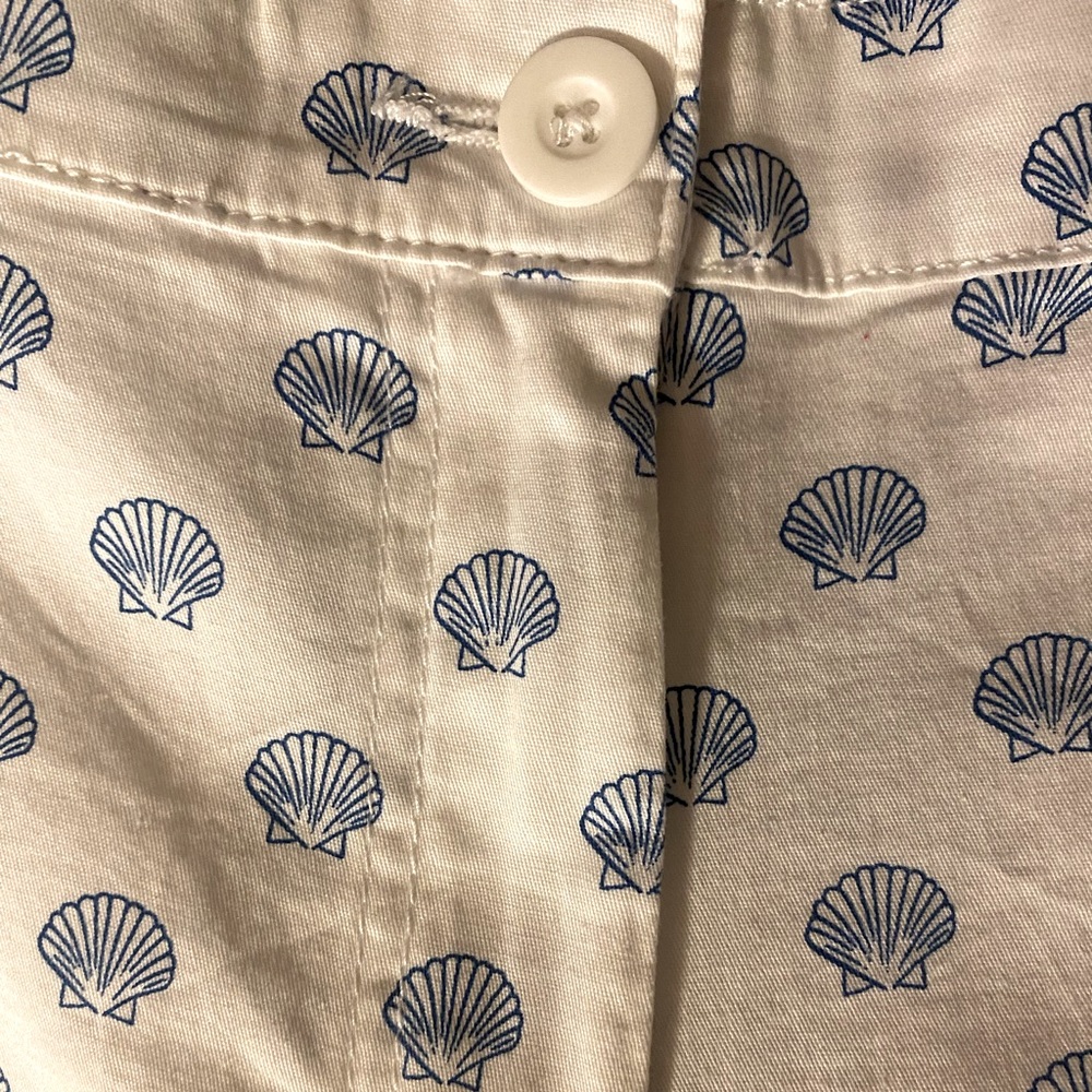 Seashell print white button zip fly classic fit shorts - Picture 4 of 8